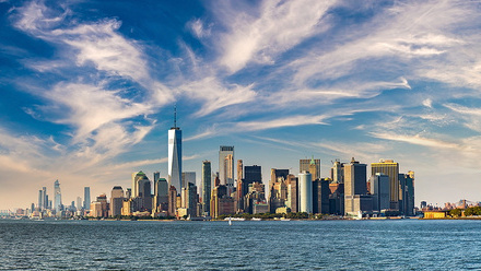 Manhattan Skyline at dusk.jpg